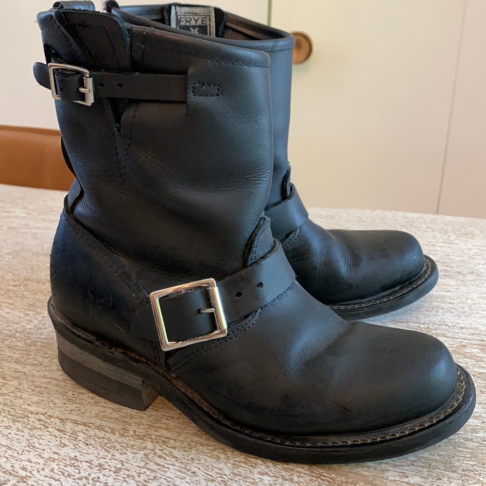 Frye Engineer 8R